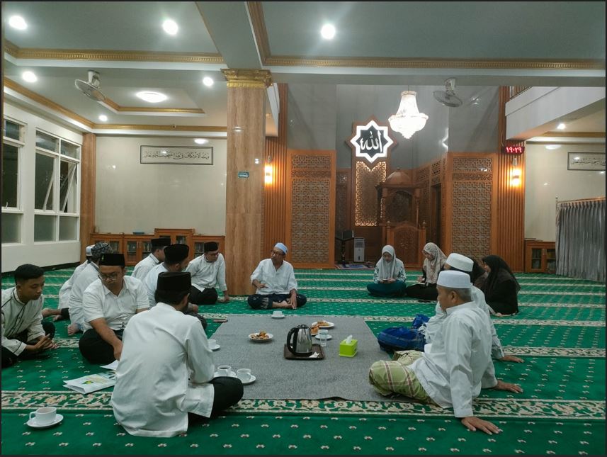 Rutinan Istighosah di Pesantren Mahasiswa Al-Hikam Malang : Menyatukan Hati dan Menggapai Berkah