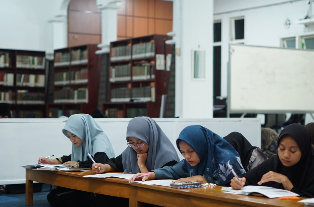 Siap Hadapi Dunia Kerja, Pesantren Al-Hikam Malang Bekali Santri Tingkat Akhir Tes Psikotes Karir