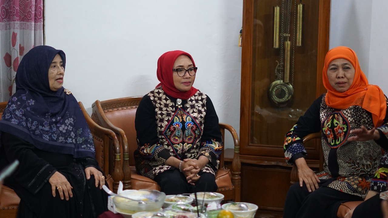 Dalam Lintasan Agenda, Gubernur Jawa Timur Sempatkan Silaturahmi ke Pesantren Al-Hikam Malang